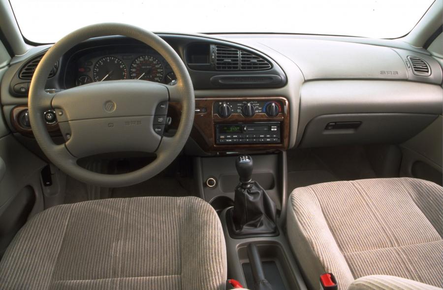  Mercury Mystique 1998 года  (фото 16 из 26)